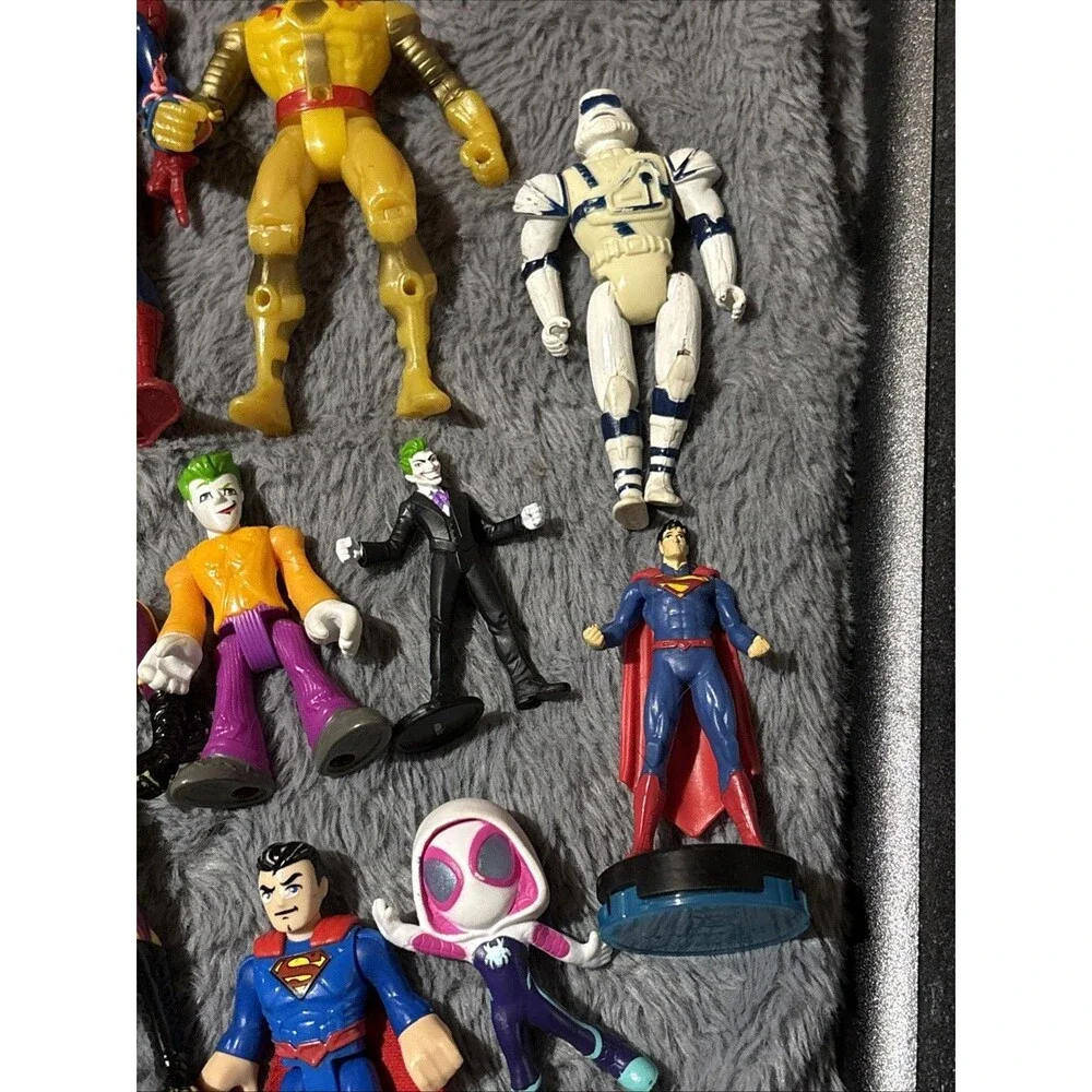 Superhero Action Figures Lot of 19 Toys  1990s-2000s, Marvel DC Batman Superman